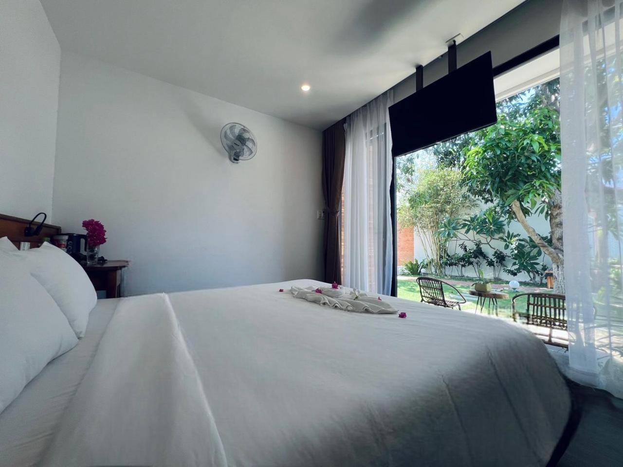 Tuong Vy Boutique Hotel Mui Ne Phan Thiet Exterior photo