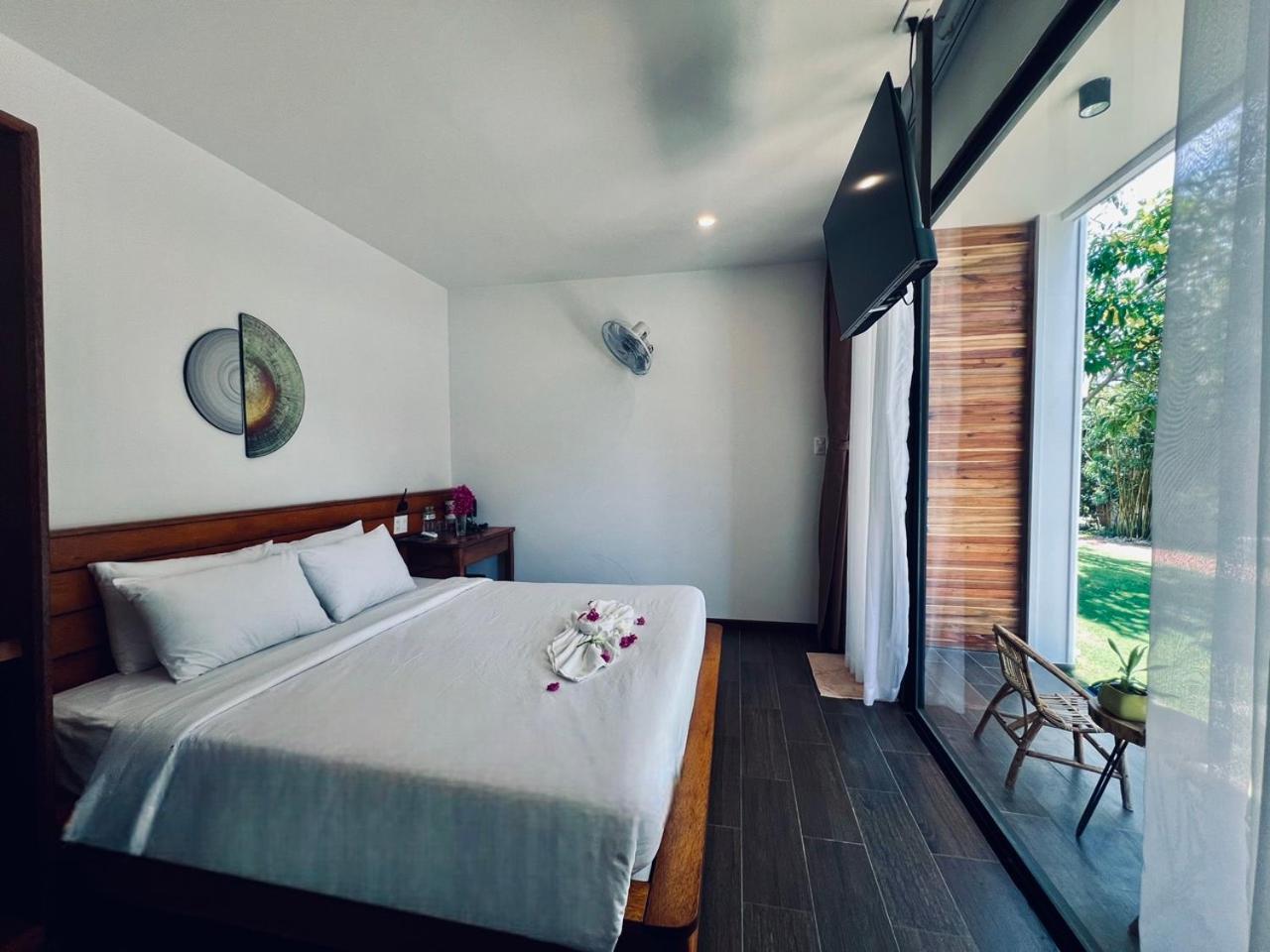 Tuong Vy Boutique Hotel Mui Ne Phan Thiet Exterior photo