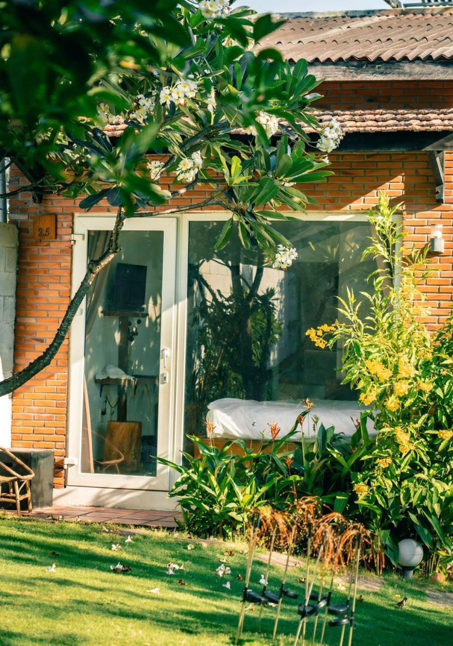 Tuong Vy Boutique Hotel Mui Ne Phan Thiet Exterior photo